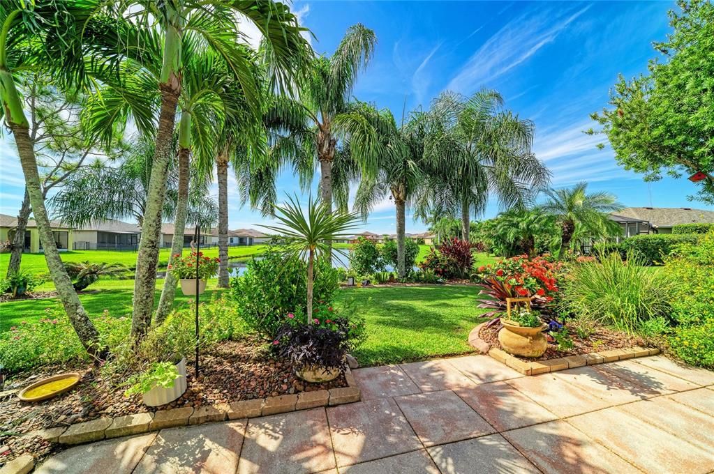 For Sale: $400,000 (3 beds, 2 baths, 1807 Square Feet)