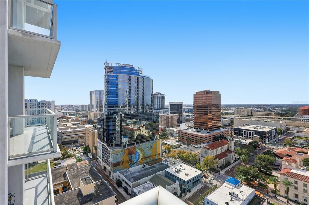 For Sale: $1,200,000 (3 beds, 3 baths, 2156 Square Feet)