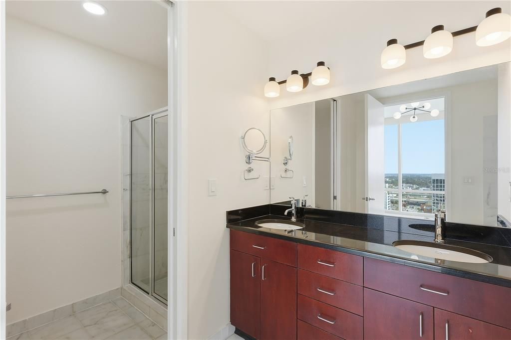 For Sale: $1,200,000 (3 beds, 3 baths, 2156 Square Feet)