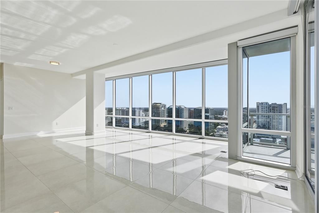 For Sale: $1,200,000 (3 beds, 3 baths, 2156 Square Feet)