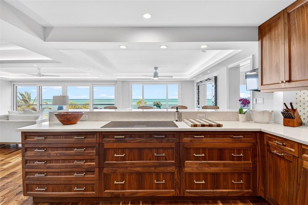 For Sale: $2,199,000 (3 beds, 3 baths, 2277 Square Feet)