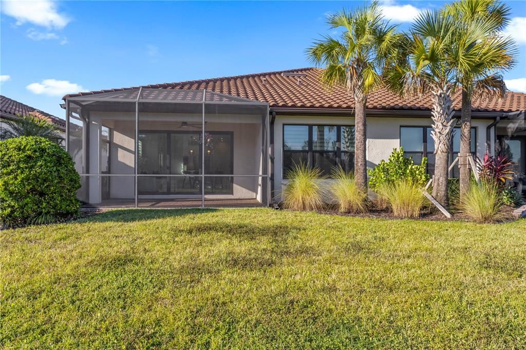 For Sale: $390,000 (2 beds, 2 baths, 1582 Square Feet)