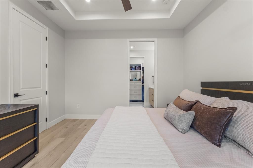 For Sale: $390,000 (2 beds, 2 baths, 1582 Square Feet)