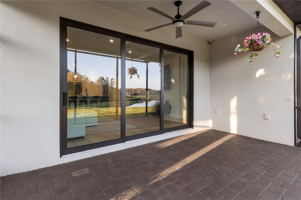 For Sale: $390,000 (2 beds, 2 baths, 1582 Square Feet)