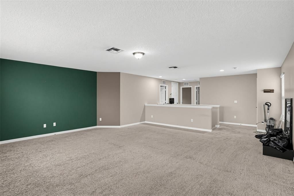 For Sale: $439,900 (4 beds, 2 baths, 2534 Square Feet)