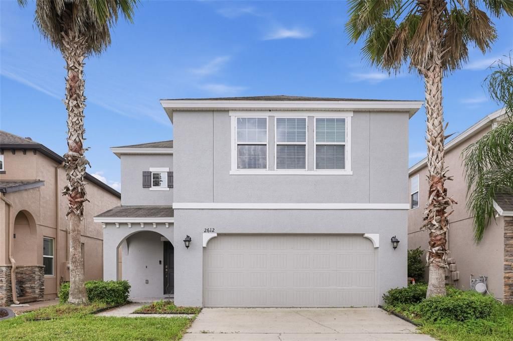 For Sale: $439,900 (4 beds, 2 baths, 2534 Square Feet)