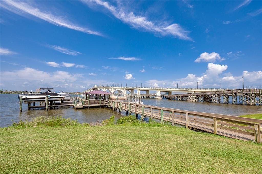 For Rent: $1,600 (2 beds, 2 baths, 1125 Square Feet)