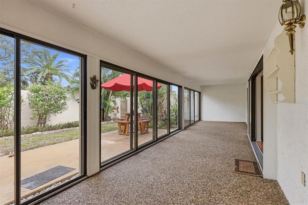 En Venta: $330,000 (3 camas, 2 baños, 1632 Pies cuadrados)