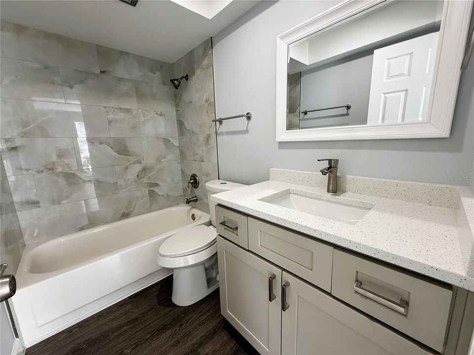 For Rent: $1,700 (1 beds, 1 baths, 600 Square Feet)