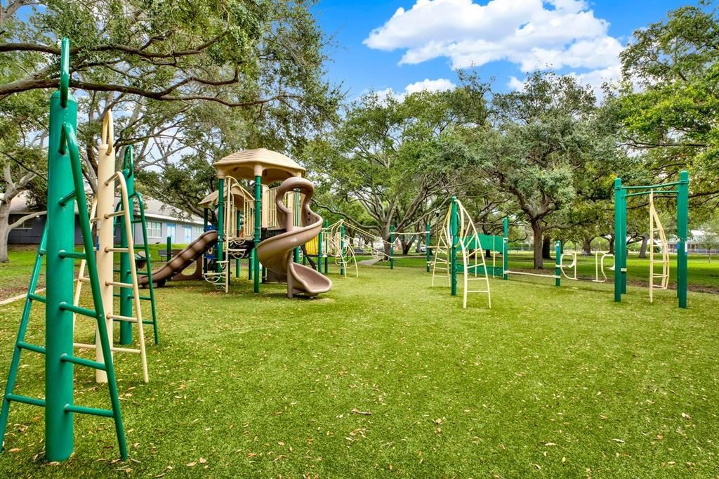 For Sale: $440,000 (3 beds, 2 baths, 1342 Square Feet)