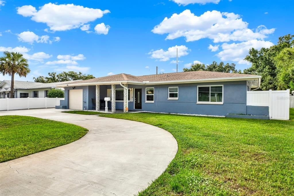 For Sale: $440,000 (3 beds, 2 baths, 1342 Square Feet)