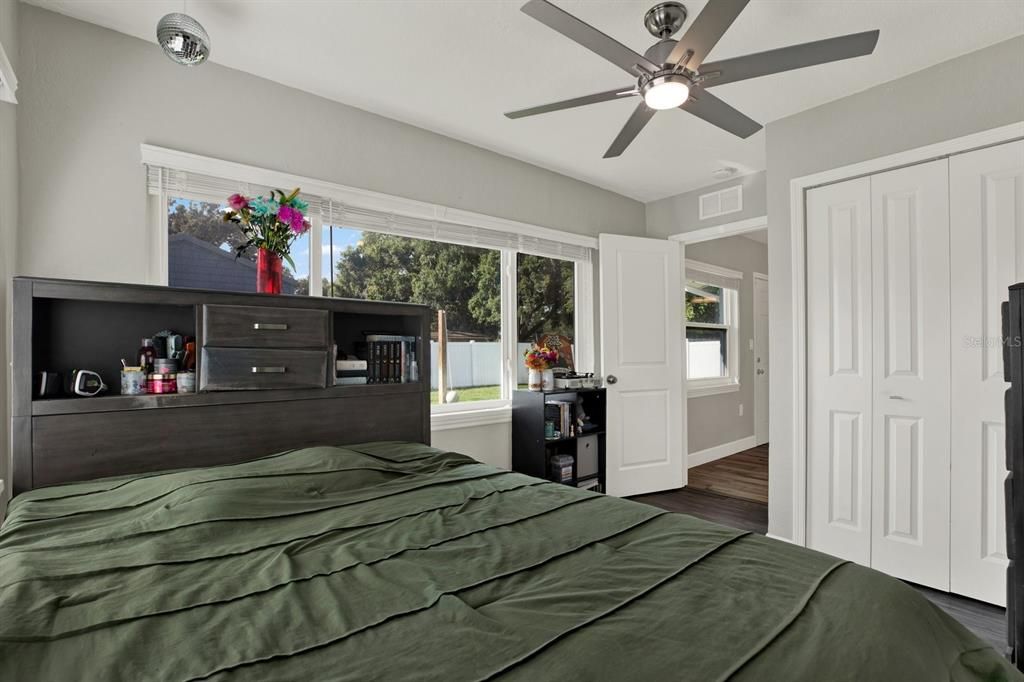 For Sale: $440,000 (3 beds, 2 baths, 1342 Square Feet)
