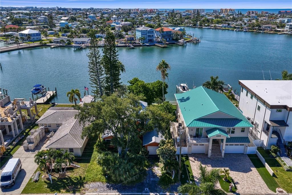 For Sale: $948,000 (0.17 acres)