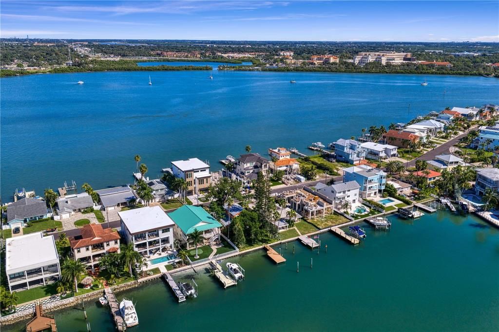For Sale: $948,000 (0.17 acres)