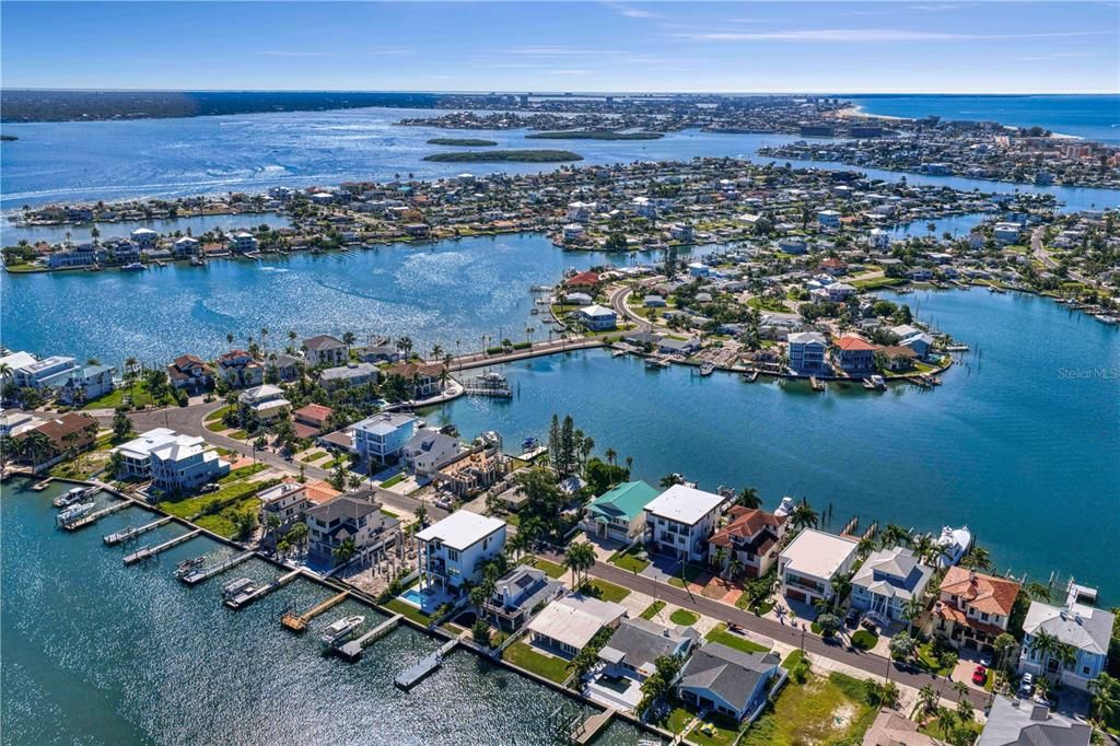 For Sale: $948,000 (0.17 acres)