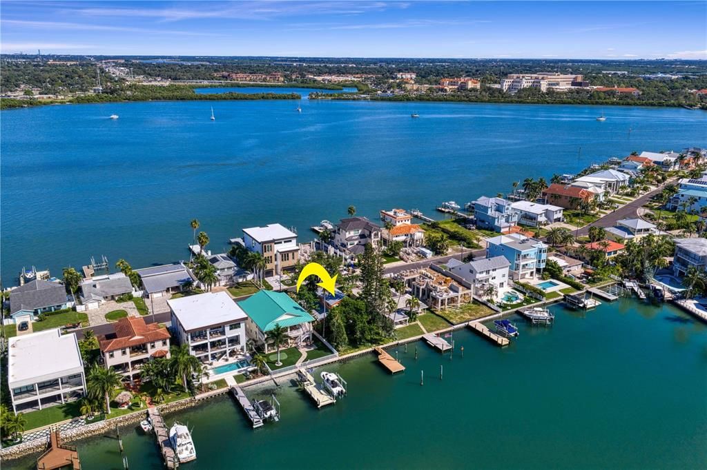 For Sale: $948,000 (0.17 acres)