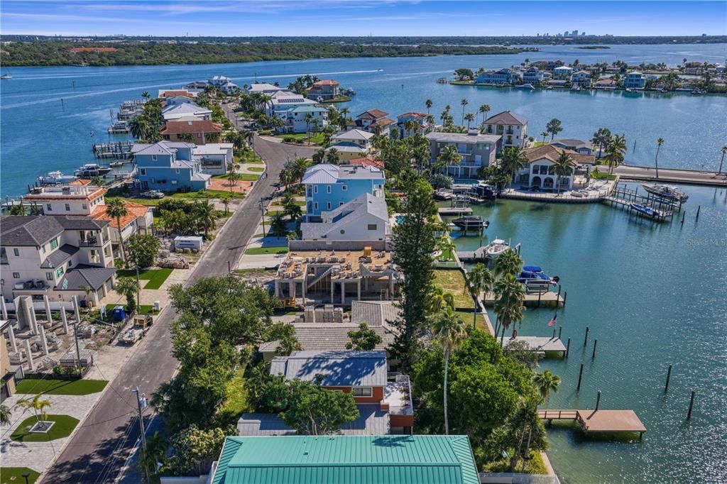 For Sale: $948,000 (0.17 acres)