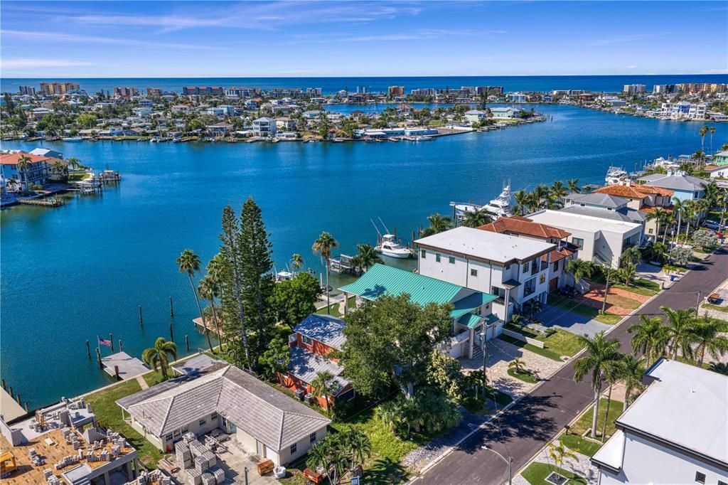 For Sale: $948,000 (0.17 acres)