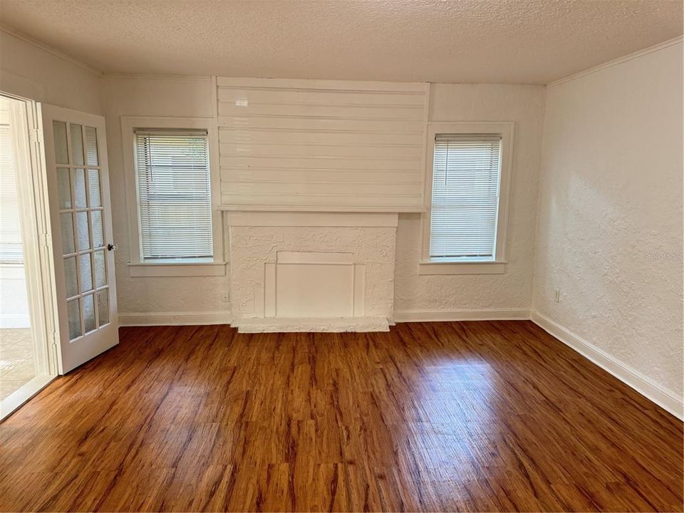 В аренду: $1,700 (3 спален, 1 ванн, 1072 Квадратных фут)