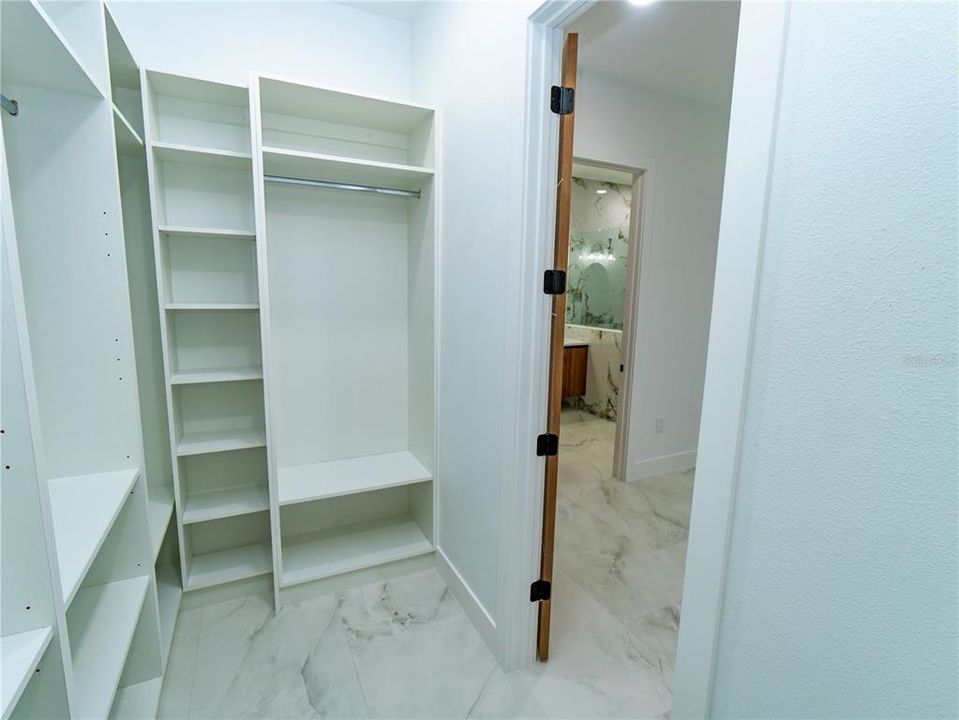For Sale: $619,900 (3 beds, 2 baths, 2025 Square Feet)