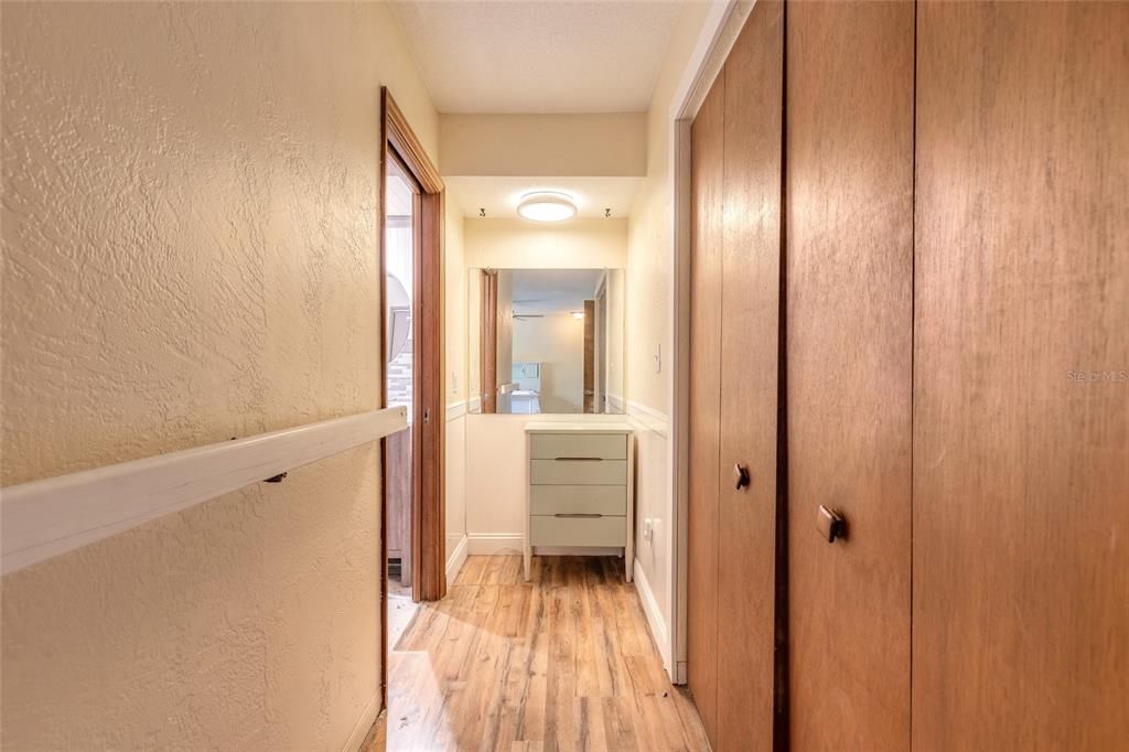 For Sale: $275,000 (4 beds, 2 baths, 1920 Square Feet)