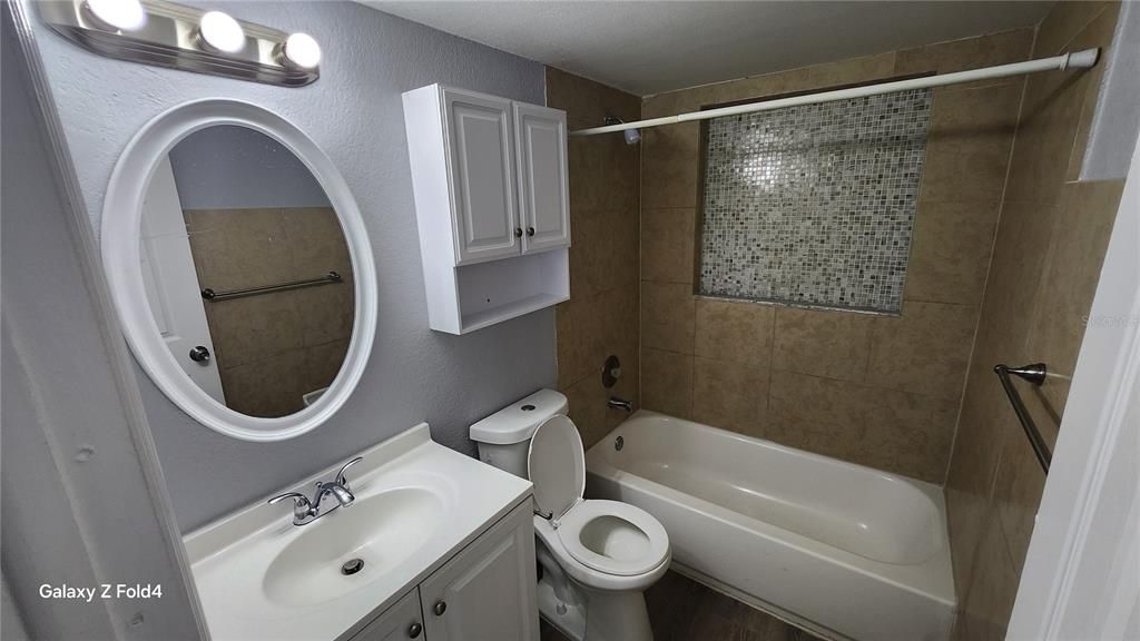 For Rent: $1,295 (2 beds, 1 baths, 950 Square Feet)