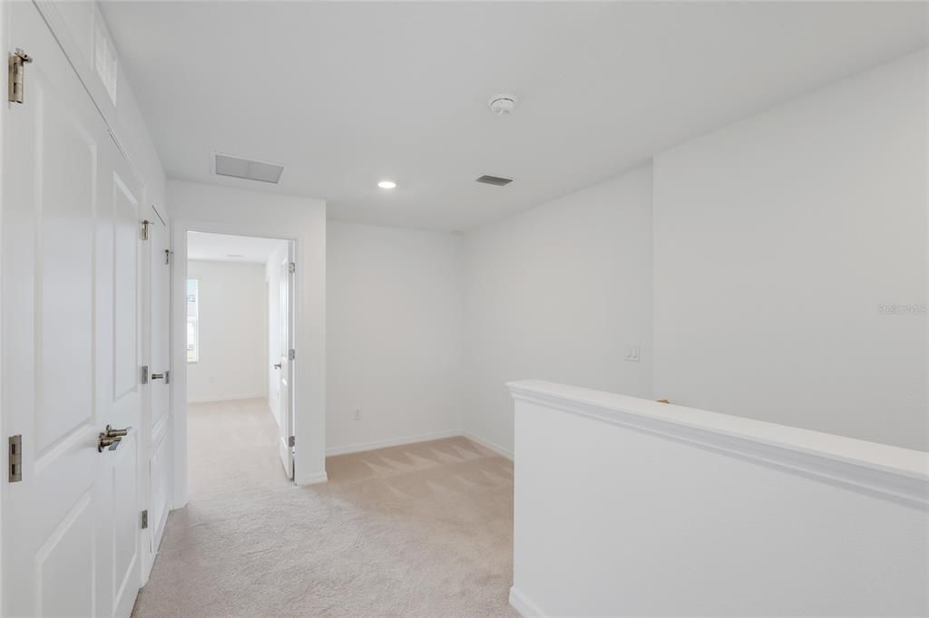 For Sale: $347,500 (3 beds, 2 baths, 1553 Square Feet)