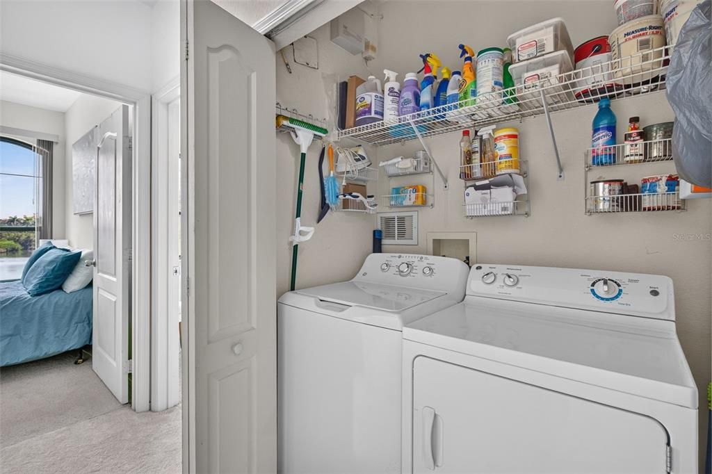 В аренду: $3,000 (3 спален, 2 ванн, 1453 Квадратных фут)