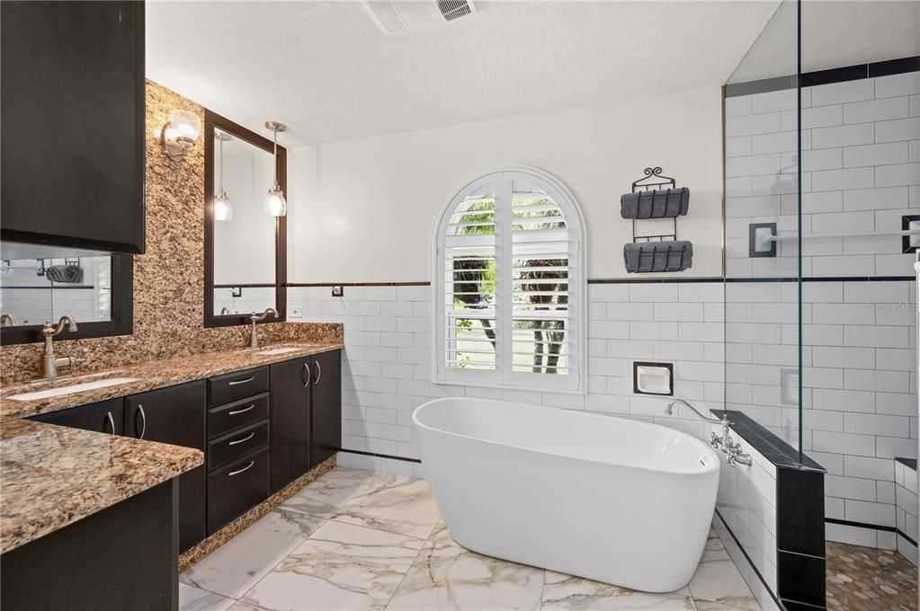 En Venta: $789,000 (3 camas, 2 baños, 1891 Pies cuadrados)