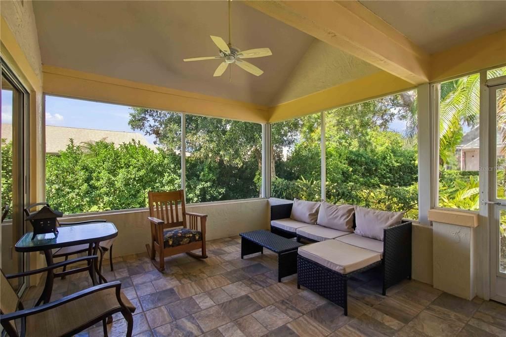 For Sale: $264,900 (3 beds, 2 baths, 1350 Square Feet)