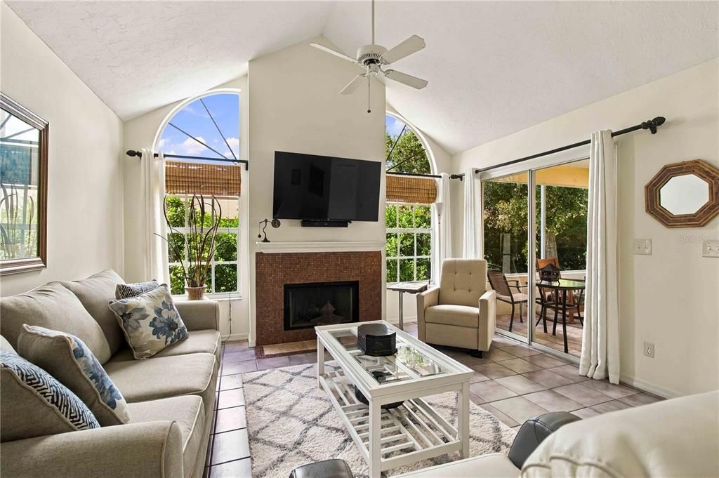 For Sale: $264,900 (3 beds, 2 baths, 1350 Square Feet)