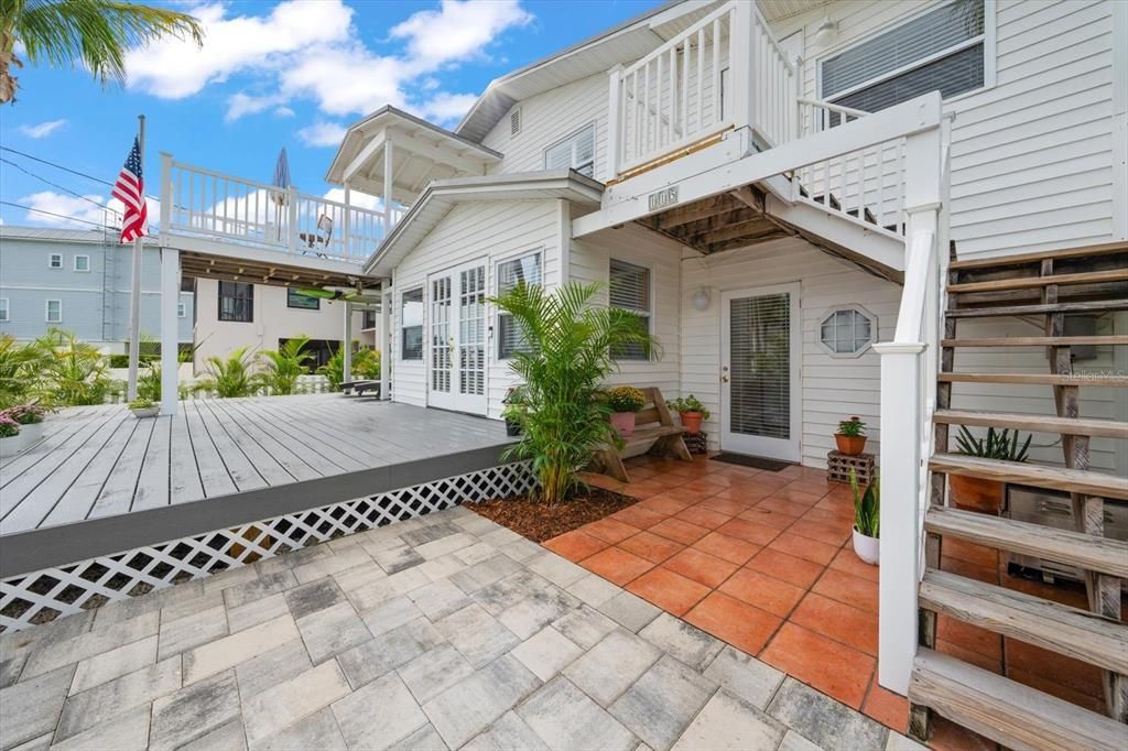For Sale: $975,000 (2 beds, 0 baths, 2114 Square Feet)
