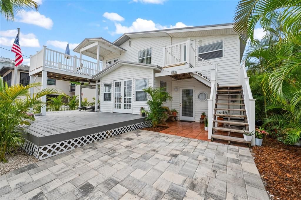 For Sale: $975,000 (2 beds, 0 baths, 2114 Square Feet)