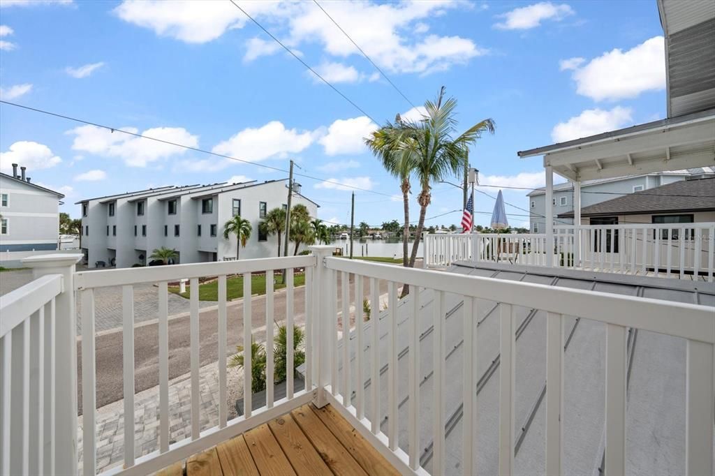 For Sale: $975,000 (2 beds, 0 baths, 2114 Square Feet)