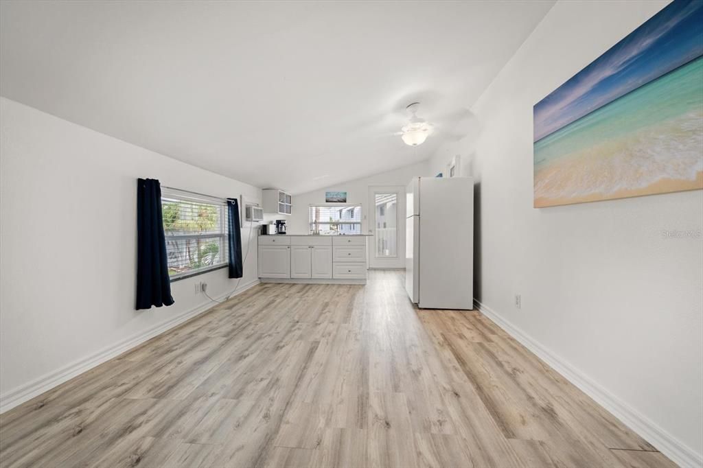 For Sale: $975,000 (2 beds, 0 baths, 2114 Square Feet)