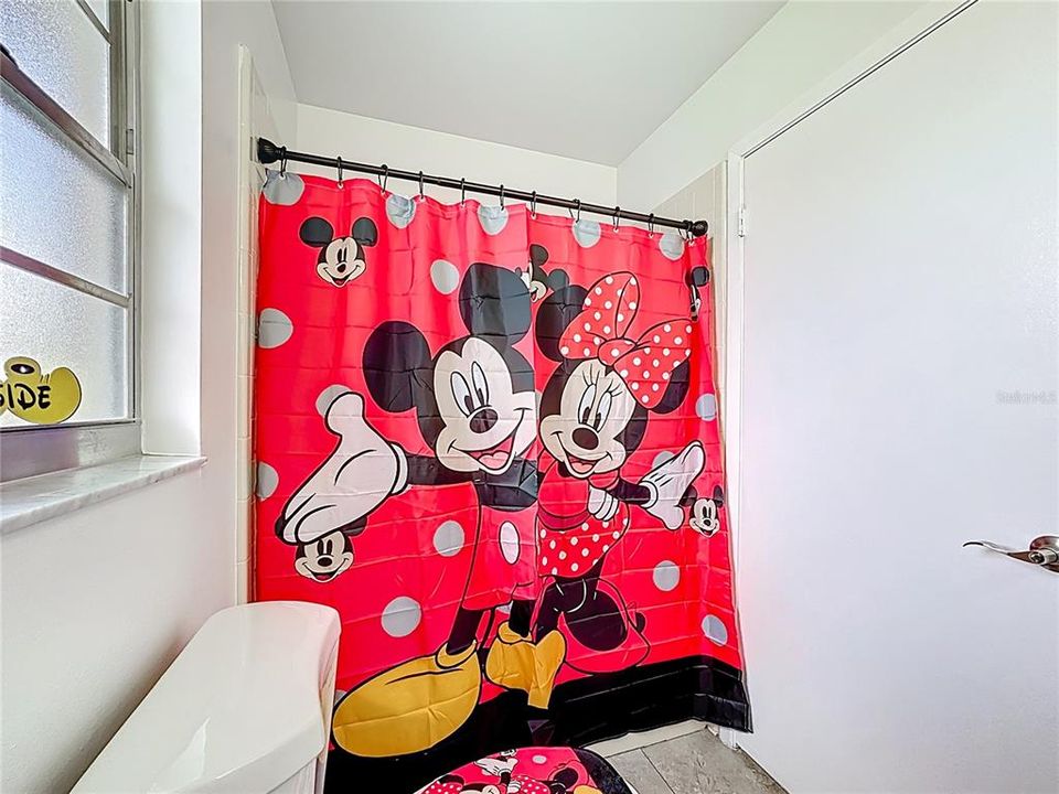 For Sale: $364,999 (2 beds, 2 baths, 1330 Square Feet)
