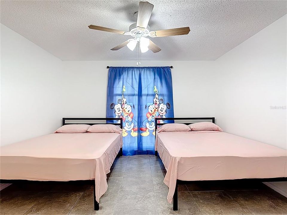For Sale: $364,999 (2 beds, 2 baths, 1330 Square Feet)