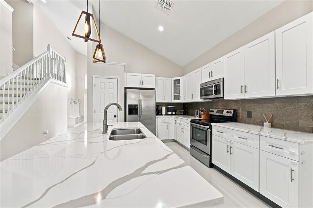 For Sale: $469,000 (4 beds, 2 baths, 2398 Square Feet)