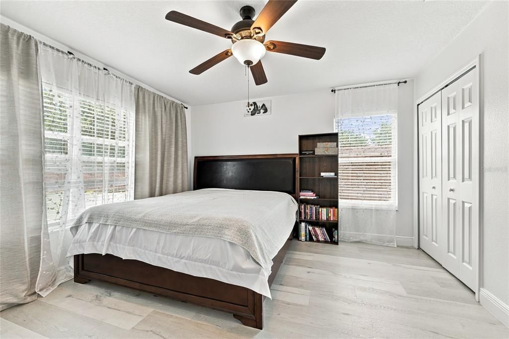 For Sale: $469,000 (4 beds, 2 baths, 2398 Square Feet)