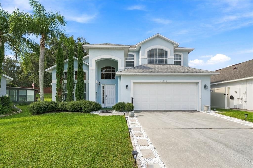 For Sale: $469,000 (4 beds, 2 baths, 2398 Square Feet)