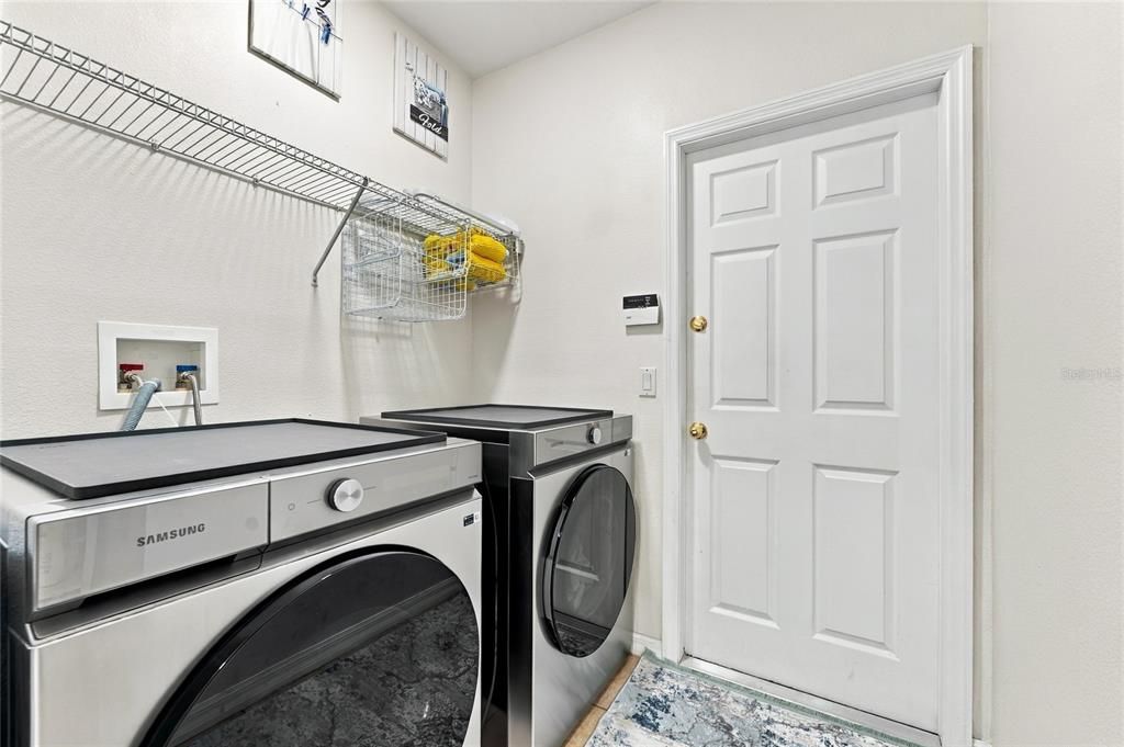 For Sale: $469,000 (4 beds, 2 baths, 2398 Square Feet)