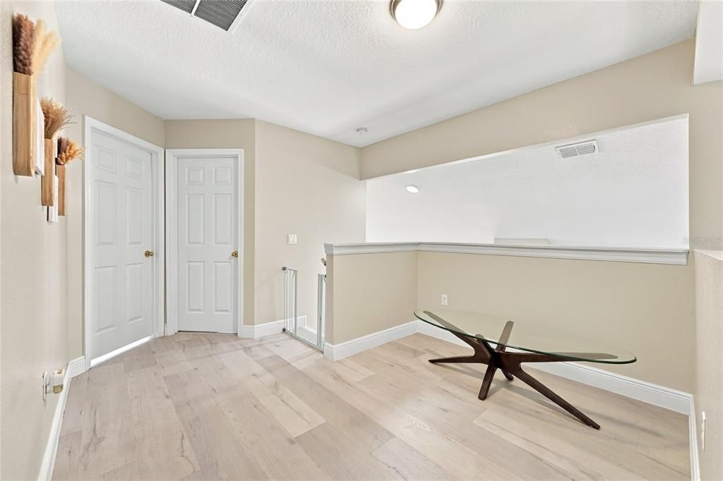 For Sale: $469,000 (4 beds, 2 baths, 2398 Square Feet)