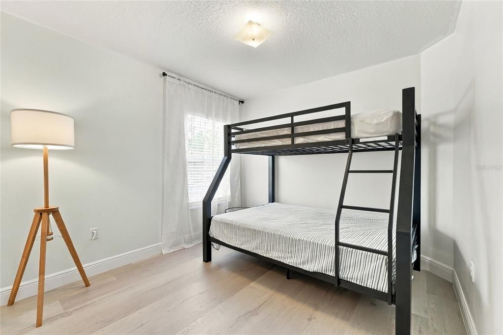 For Sale: $469,000 (4 beds, 2 baths, 2398 Square Feet)