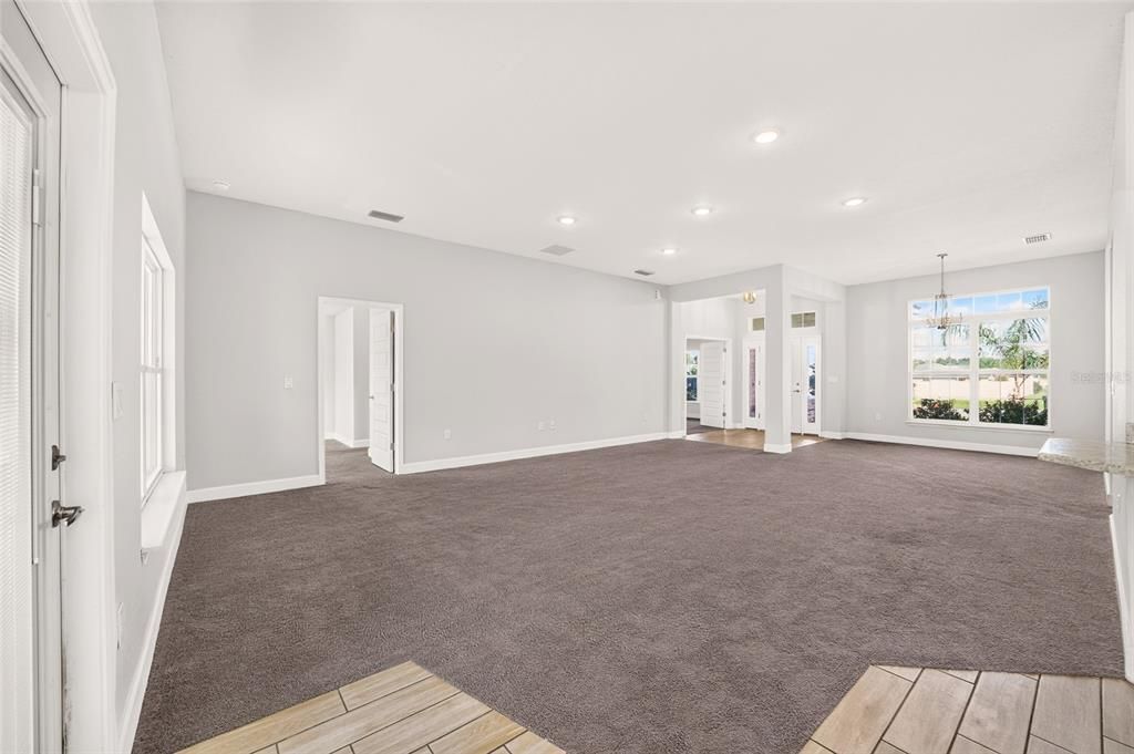 For Sale: $349,900 (4 beds, 3 baths, 2300 Square Feet)