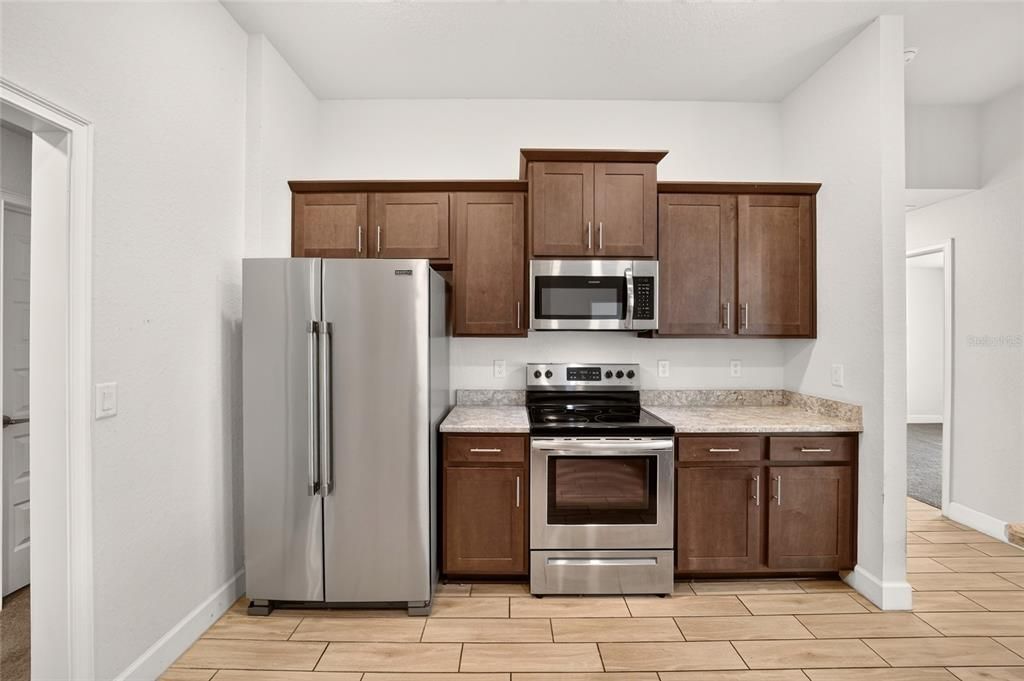 For Sale: $349,900 (4 beds, 3 baths, 2300 Square Feet)