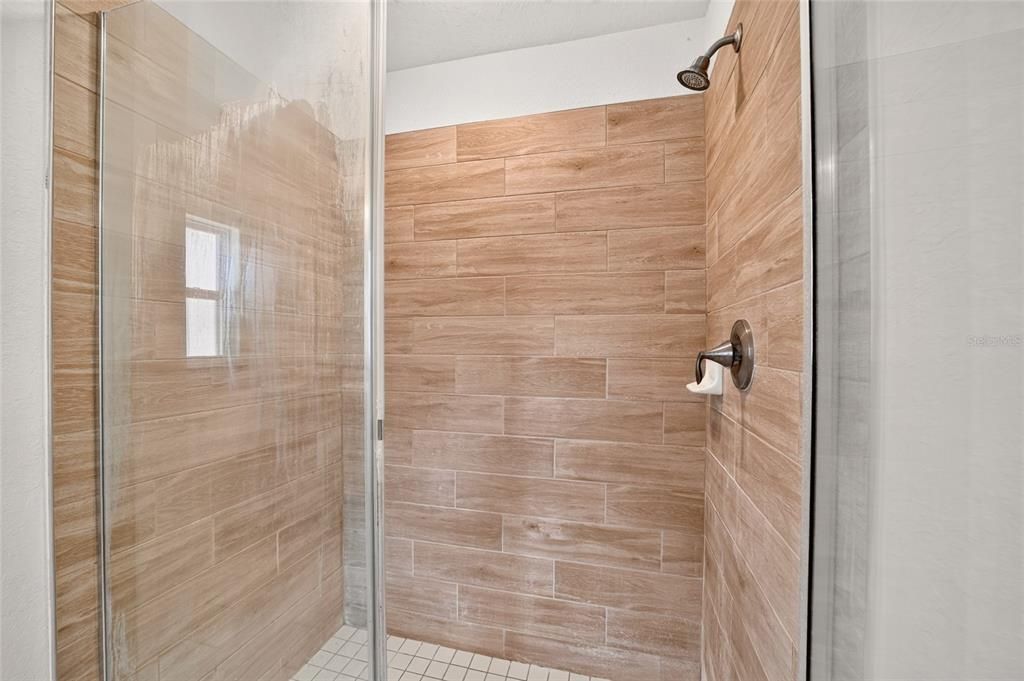 For Sale: $349,900 (4 beds, 3 baths, 2300 Square Feet)