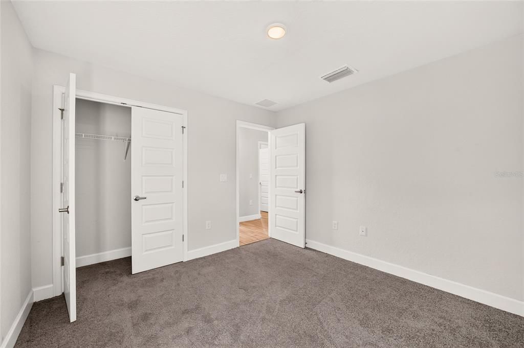 For Sale: $349,900 (4 beds, 3 baths, 2300 Square Feet)