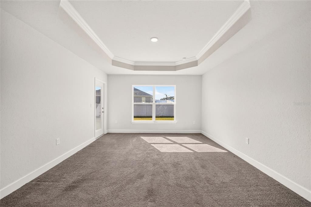 For Sale: $349,900 (4 beds, 3 baths, 2300 Square Feet)