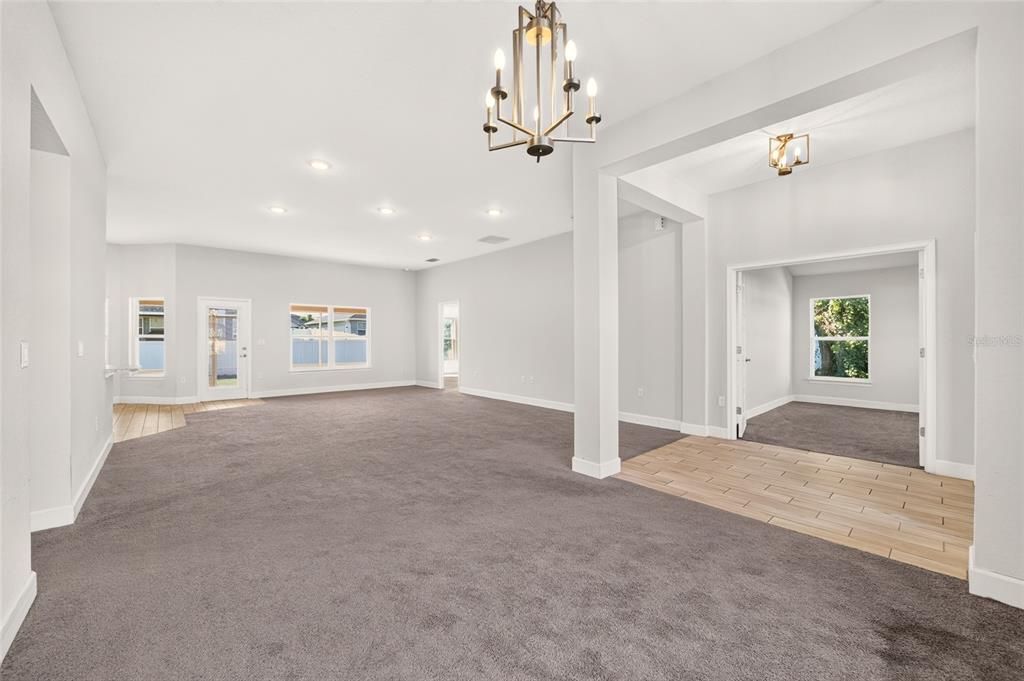 For Sale: $349,900 (4 beds, 3 baths, 2300 Square Feet)