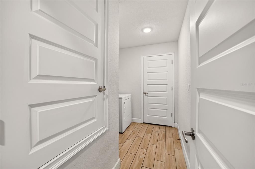 For Sale: $349,900 (4 beds, 3 baths, 2300 Square Feet)